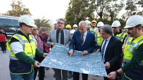 40 yıllık içme suyu hatları yenileniyor